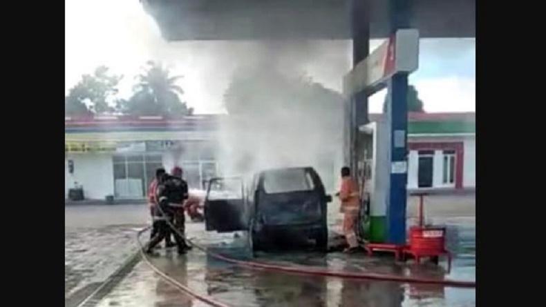 Mobil Terbakar saat Isi BBM di SPBU Lare Lare Luwu, Sopir Kabur, 1 Orang Terluka