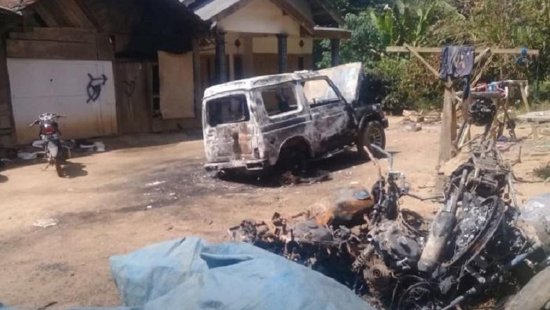 Mencekam Aksi Teror OTK di Jember, Bakar 4 Rumah dan 9 Kendaraan Milik Warga