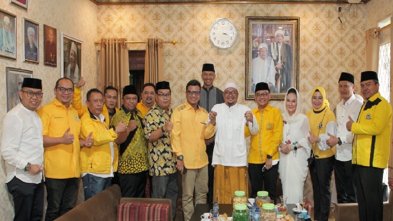 Golkar Panen Dukungan Pesantren, Ulama Sukabumi Doakan Airlangga Presiden 2024