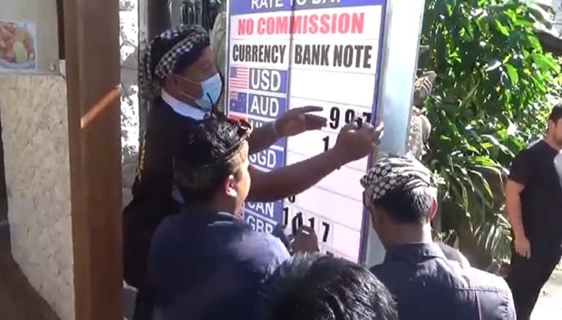 11 Money Changer di Kuta Bali Disegel karena Beroperasi Tanpa Izin