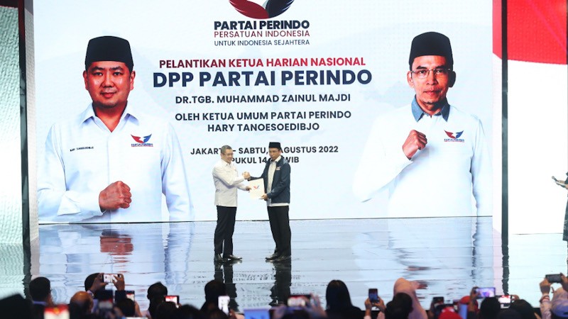 HT Lantik TGB Muhammad Zainul Majdi Menjadi Ketua Harian Nasional DPP Partai Perindo. - Bagian 2