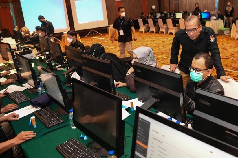 KPU Lakukan Verifikasi Administrasi Parpol Calon Peserta Pemilu 2024  - Bagian 2