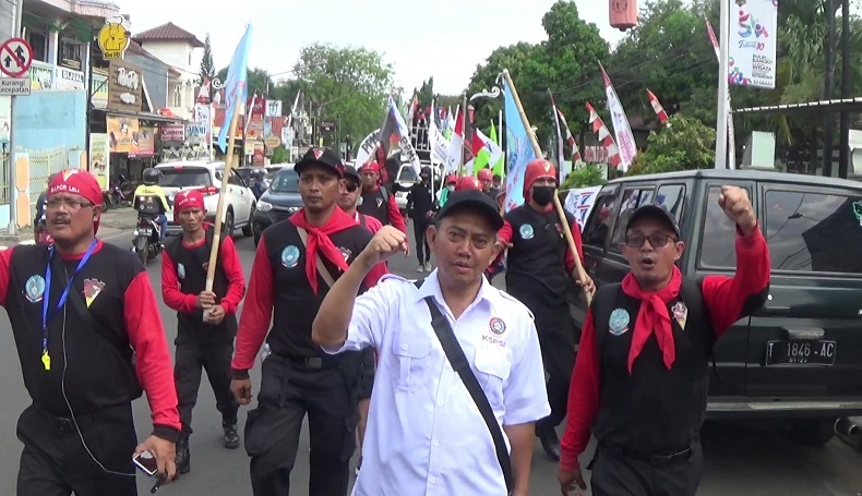  Rencana Aksi Besar-besaran di DPR, Buruh Jalan Kaki dari Bandung ke Jakarta 
