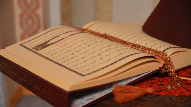 Dalil Membaca Yasin 41 Kali, Lengkap Tulisan Arab dan Artinya