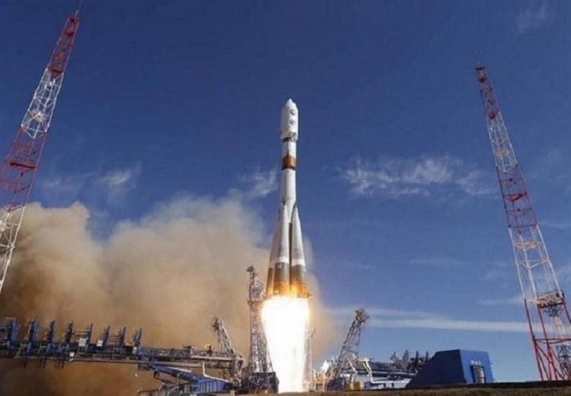 Roket Rusia Sukses Orbitkan Satelit Khayyam Milik Iran