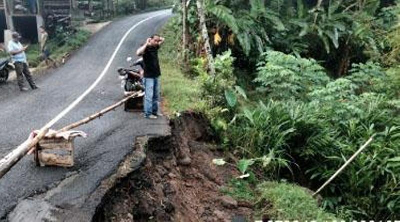  Banjir Luapan dan Longsor Terjang 5 Kecamatan di Banyumas, Sejumlah Rumah Rusak