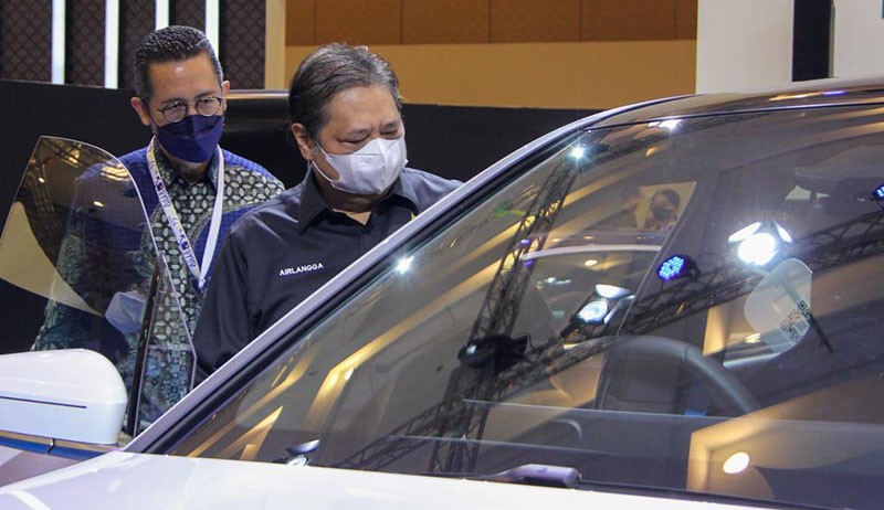 Airlangga: Insentif Pemerintah Disambut Positif Pabrikan Otomotif Lewat Mobil Listrik - Bagian 3