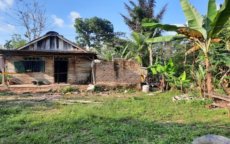 Pilu Mengiris Hati, Ibu Muda yang Gantung Diri Tinggalkan Bayi Kembar Berusia 3 Bulan 