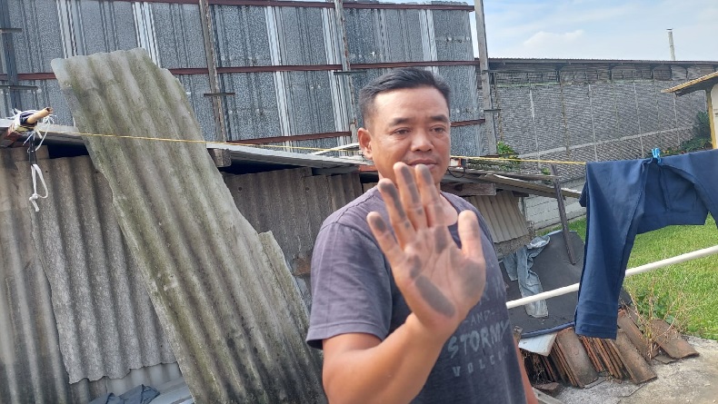 Warga Dua RT di Padalarang KBB Alami Gangguan Pernapasan akibat Polusi Batu Bara