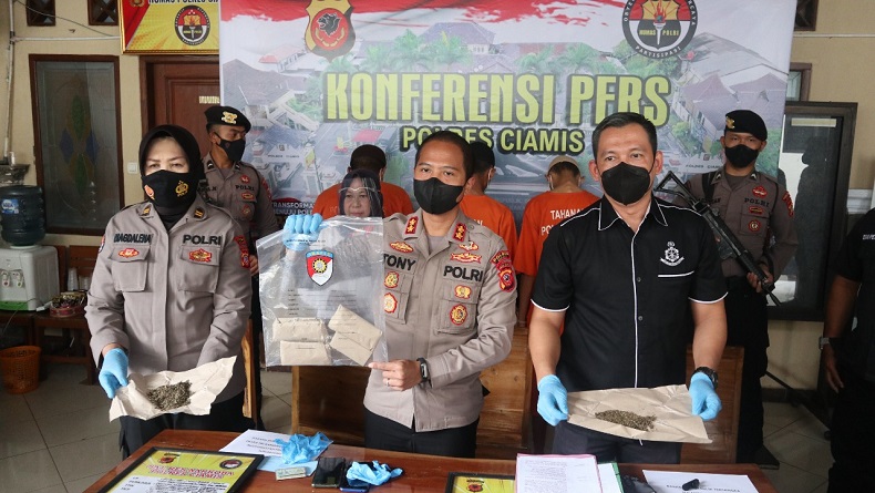 Polisi Tangkap 3 Pengedar di Cisaga-Banjarsari Ciamis dan Sita 2,17 Ons Ganja 