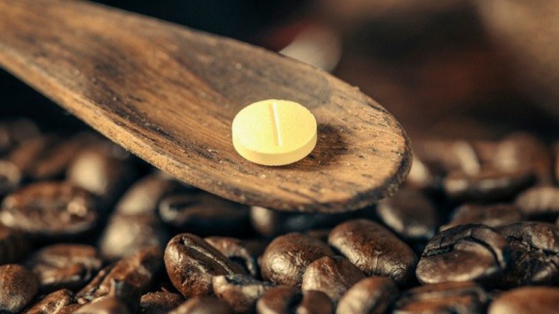 title Konsumsi Obat setelah Minum Kopi Boleh Tidak? Simak Penjelasan Berikut Konsumsi Obat setelah Minum Kopi Boleh Tidak? Simak Penjelasan Berikut