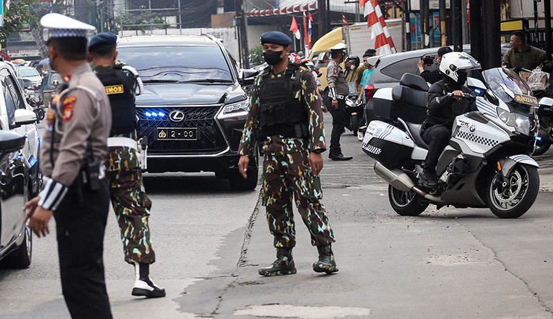 Komnas HAM Periksa Irjen Ferdy Sambo, Wakapolri Datangi Mako Brimob - Bagian 3