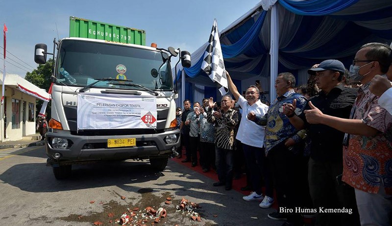 Lepas Ekspor Produk Tekstil USD400.000, Mendag Zulhas: Momentum Perluas Akses Pasar dan Pemulihan Ekonomi - Bagian 2
