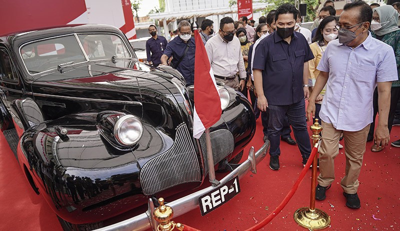 Sambut HUT RI, Mobil-Mobil Kepresidenan Nongkrong di Sarinah - Bagian 1