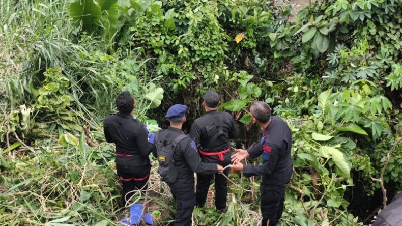 Truk Pengangkut Karet di Bengkulu Terjun ke Jurang, Sopir Tewas