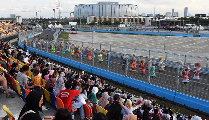 Jakarnaval 2022, Puluhan Ondel-Ondel Berlenggang di Sirkuit Formula E Jakarta - Bagian 2