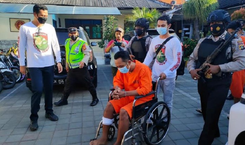 title Kabur saat Ditangkap, Jambret Spesialis Wisatawan di Bali Ditembak Polisi Kabur saat Ditangkap, Jambret Spesialis Wisatawan di Bali Ditembak Polisi