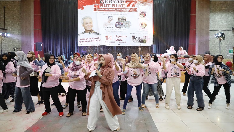 Ratusan Perempuan Bandung Raya Gabung Relawan Srikandi Ganjar Jawa Barat