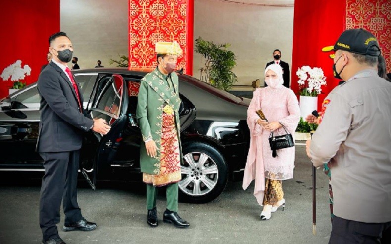 Baju Adat Bangka Belitung Dipakai Jokowi di Sidang Tahunan 2022