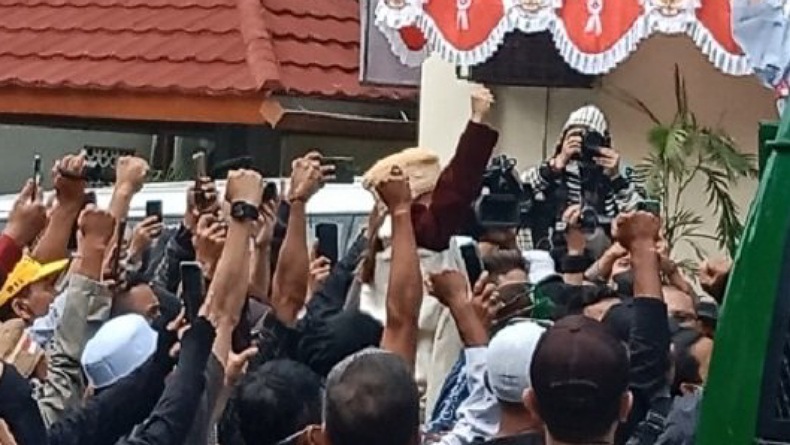 Habib Bahar bin Smith Berpeluang Bebas, Hakim Hanya Vonis 6 Bulan 15 Hari
