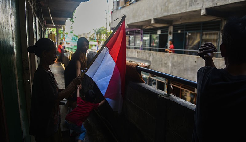 Bagi-Bagi 10.000 Bendera Merah Putih di Palembang - Bagian 3