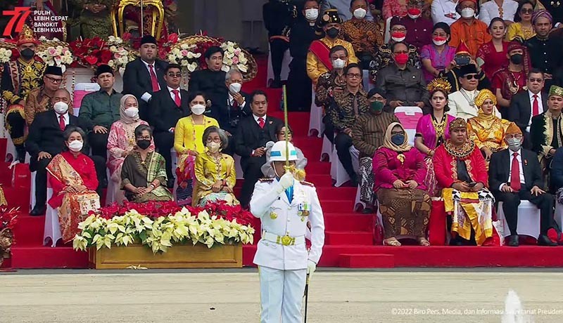 Potret Keakraban HT dan Prabowo pada Perayaan HUT ke-77 RI di Istana Merdeka - Bagian 3