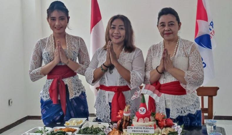Ini Nasi Tumpeng Hias Merah Putih, Dibuat Langsung Kartini Perindo Bali