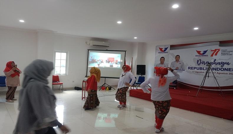 Seru! Perindo Jabar Berbaur dengan Masyarakat Gelar Fashion Week