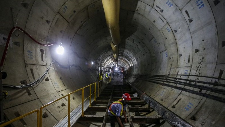 Proyek MRT Fase 2A Masuki Pengerjaan Pintu Masuk Stasiun Monas