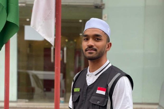 title Lahir di Mekkah dan Tak Mahir Berbahasa Indonesia, Pemuda Ini Tetap Cinta Merah Putih Lahir di Mekkah dan Tak Mahir Berbahasa Indonesia, Pemuda Ini Tetap Cinta Merah Putih