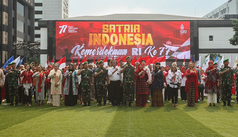 KSAD Jenderal Dudung Luncurkan Lagu Satria Indonesia - Bagian 4