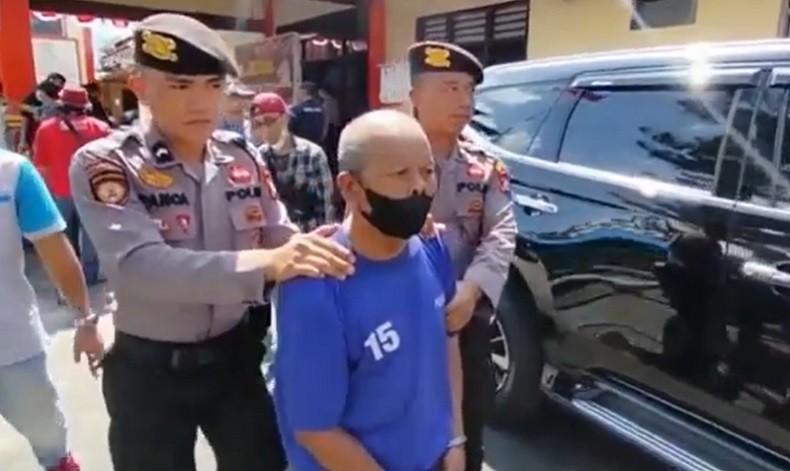 title Kakek Predator Seksual Ditangkap usai Perkosa Gadis Down Syndrome dan Sodomi Bocah Kakek Predator Seksual Ditangkap usai Perkosa Gadis Down Syndrome dan Sodomi Bocah