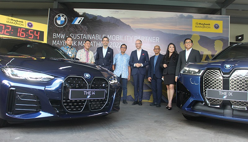 Kendaraan Listrik BMW i4 dan iX Hadir pada Ajang Maybank Marathon 2022 di Bali - Bagian 3