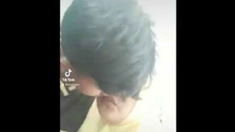 Waduh, 2 Pelajar SMPN Bercumbu di Depan Kelas saat Jam Belajar, Kok Berani?