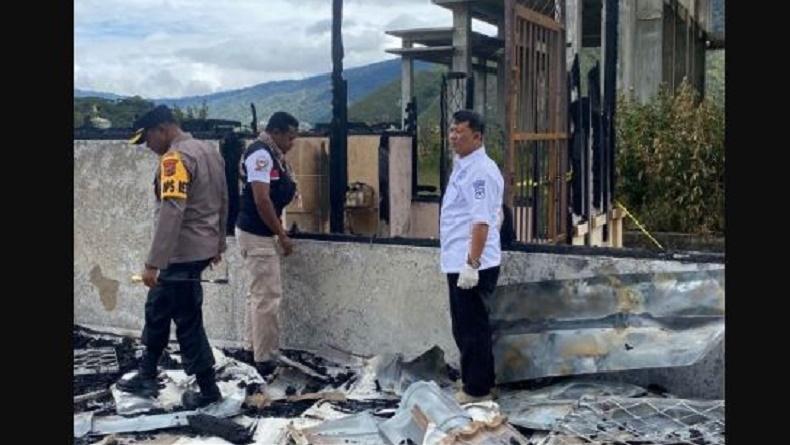 Kantor Sekretariat DPRD Dogiyai Terbakar, Olah TKP Libatkan Labfor Polda Papua