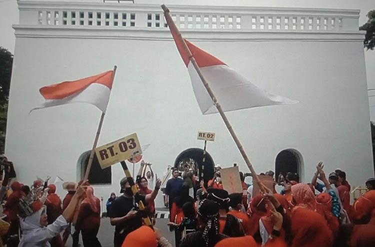 title Ribuan Warga Dukung Sumbu Filosofi Jogja Jadi Warisan Budaya Dunia Ribuan Warga Dukung Sumbu Filosofi Jogja Jadi Warisan Budaya Dunia