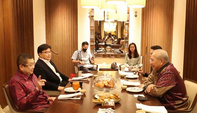 Foto Hary Tanoesoedibjo Bertemu Menteri Komunikasi dan Multimedia Malaysia - Bagian 2