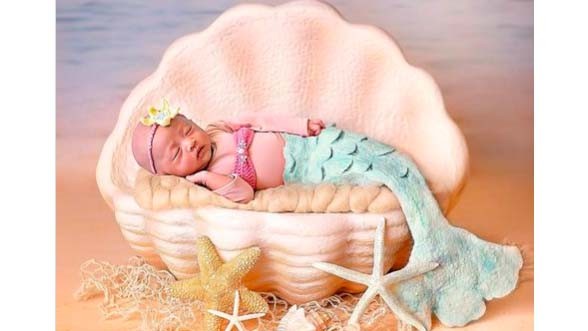 Potret Gemas Putri Ria Ricis Baby Moana Berbusana Putri Duyung, Netizen: Terlalu Lucu