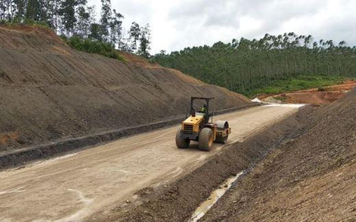 Dibangun 3 Tahap, Jalan Lingkar Sepaku Akses Utama ke IKN Sudah Capai 77 Persen