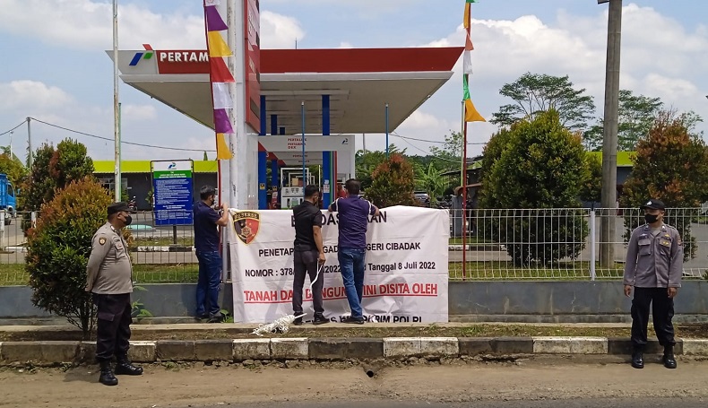 Diduga Hasil Pencucian Uang, SPBU di Cikidang Sukabumi Disita Polisi