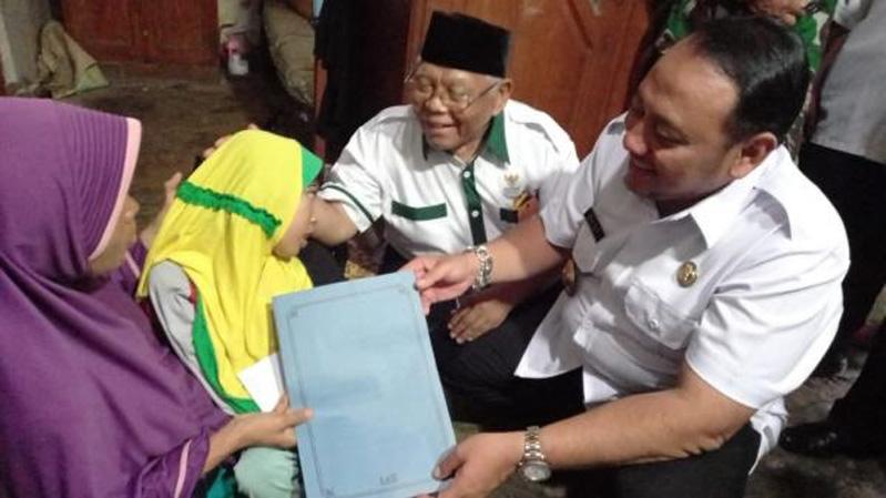 Kisah Pilu Zahra, 13 Tahun Terbaring di Tempat Tidur akibat Kelainan Tulang Belakang Bengkok