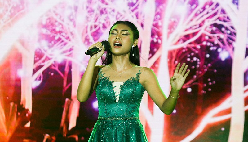 Penampilan Novia Bachmid Meriahkan IDX Channel Anugerah Inovasi Indonesia 2022  - Bagian 2