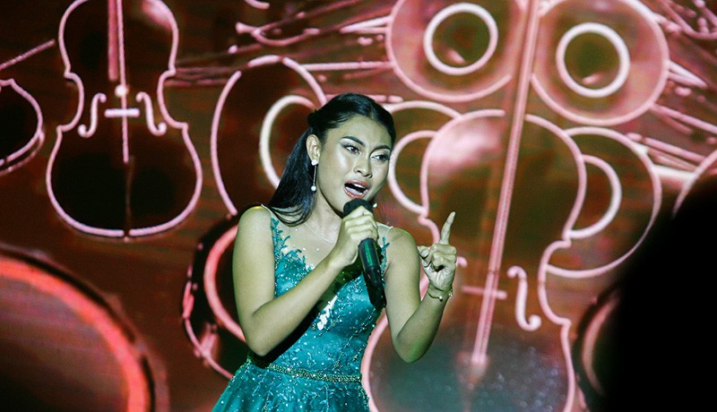 Penampilan Novia Bachmid Meriahkan IDX Channel Anugerah Inovasi Indonesia 2022  - Bagian 1