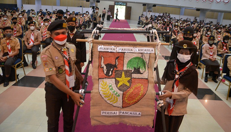 Ribuan Mahasiswa Baru Unnes Cetak Rekor Menyulam Perisai Pancasila - Bagian 2
