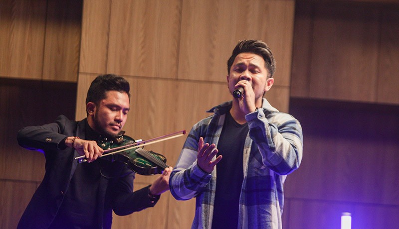 Penampilan Yogie Nandes di Intimate Showcase Sony Music - Bagian 2