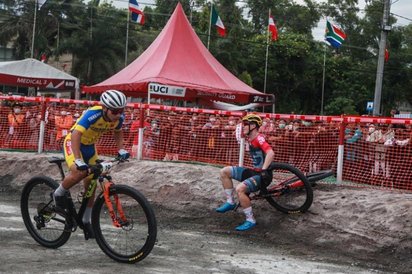  Pembalap Prancis Quantin Schroztzenberger Juara Seri Ke-8 UCI MTB Eliminator World Cup 2022 - Bagian 2