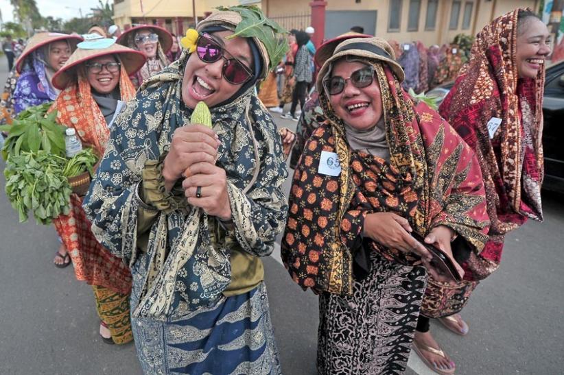 Potret Festival Tudung Lingkup di Pelayangan Jambi - Bagian 2