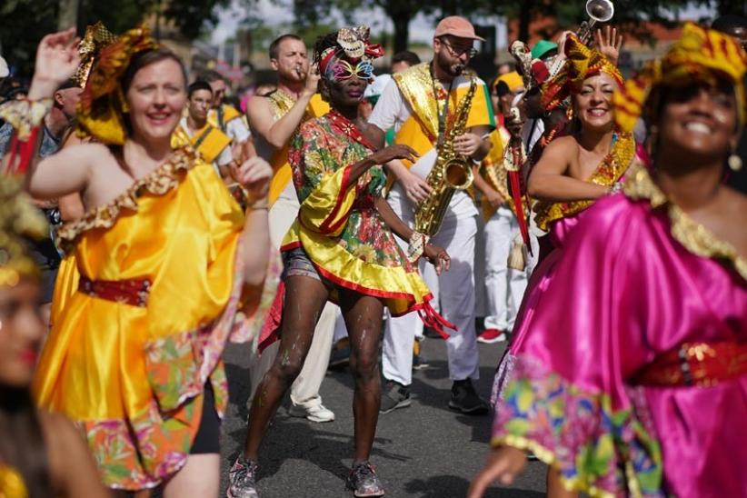  Potret Kemeriahan Karnaval Notting Hill di London - Bagian 2