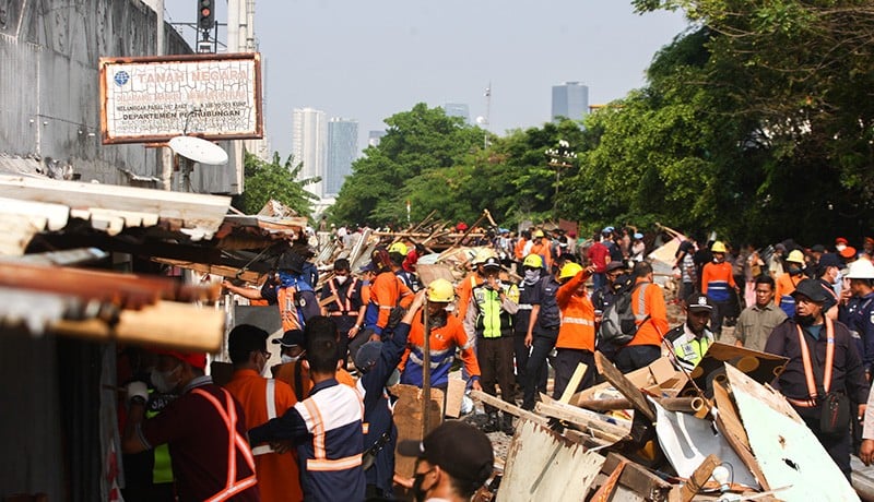 Berdiri Sejak 1976, Lokalisasi dan Sarang Preman Gunung Antang Akhirnya Dibongkar - Bagian 3