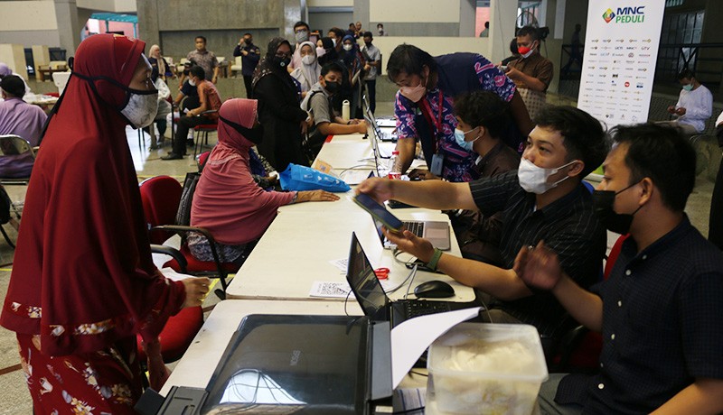 BIN, PPPAU DKI Jakarta bersama MNC Peduli Gelar Vaksinasi Booster - Bagian 3